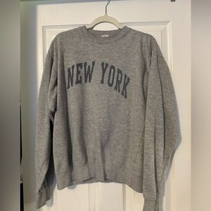 Brandy Melville “New York” grey crewneck/ sweatshirt
